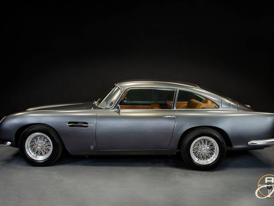 Image 2/24 de Aston Martin DB 5 (1965)