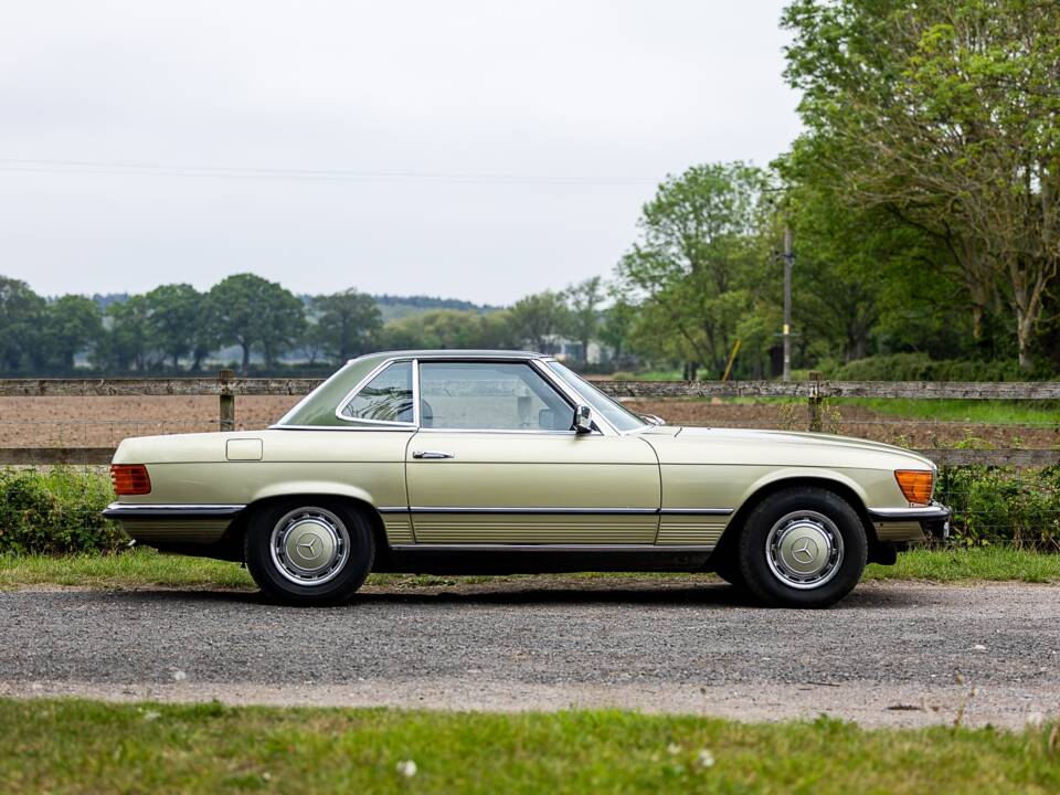Afbeelding 2/45 van Mercedes-Benz 450 SL (1980)