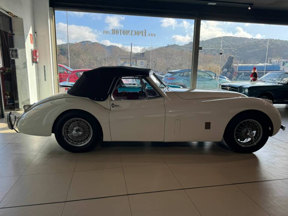 Bild 10/22 von Jaguar XK 120 OTS (1952)