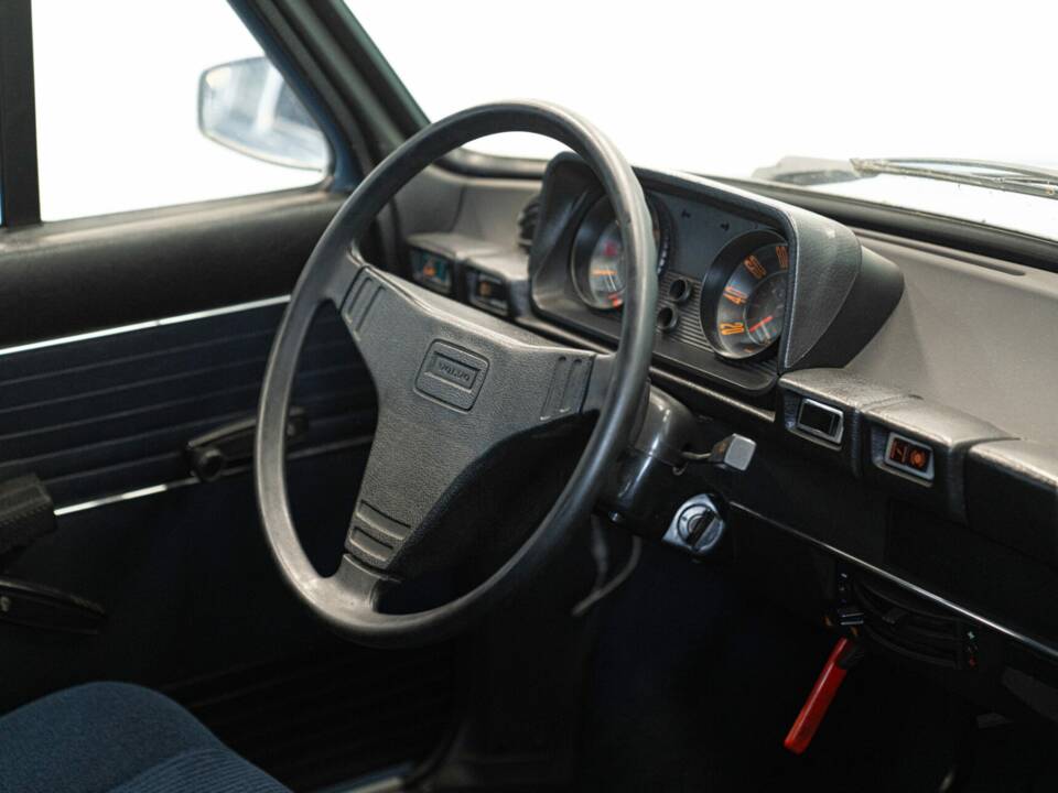 Image 23/45 of Volvo 66 (1980)