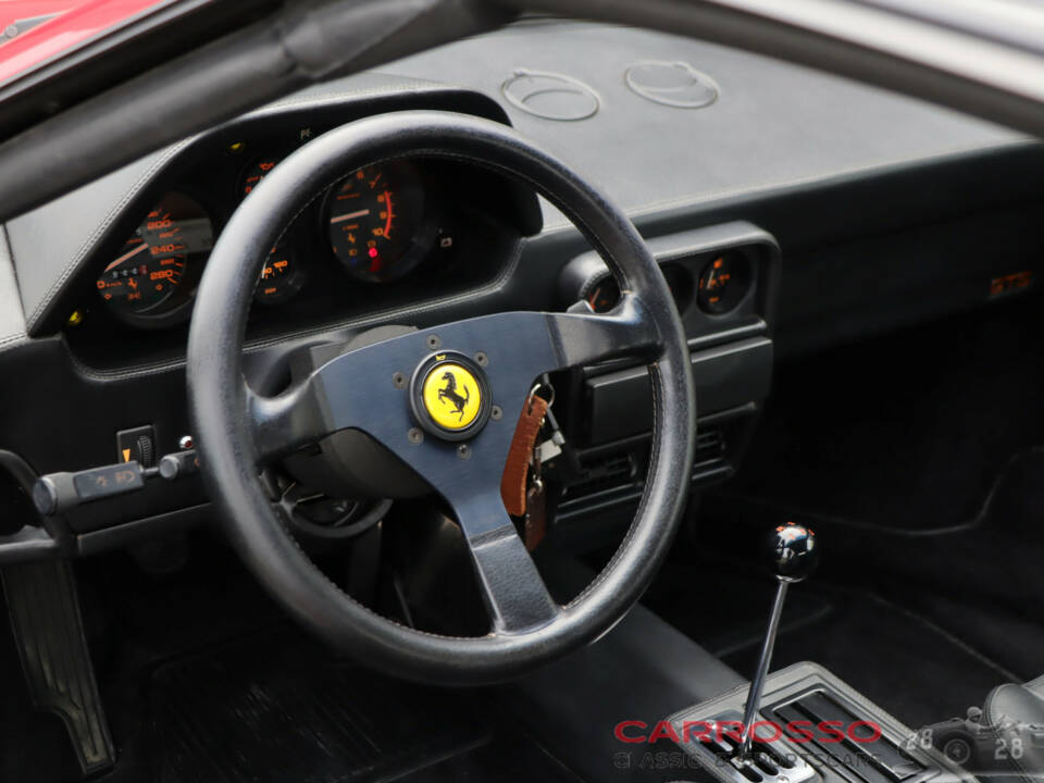 Image 16/44 of Ferrari 328 GTS (1987)