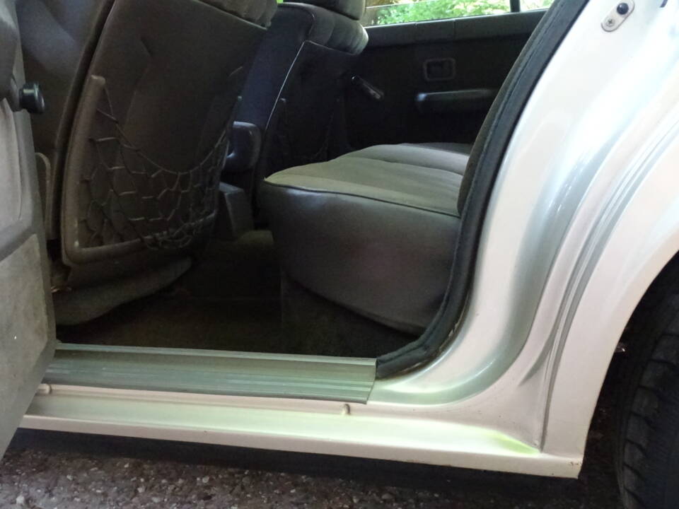 Image 24/41 of BMW 528i (1986)