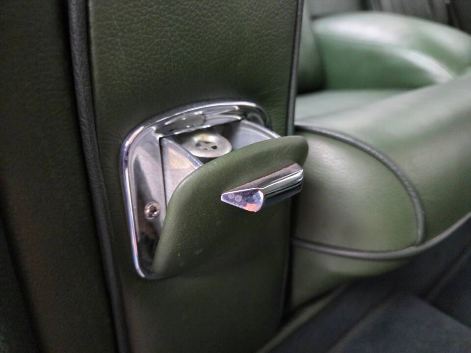 Image 16/19 of Facel Vega HK 500 (1959)