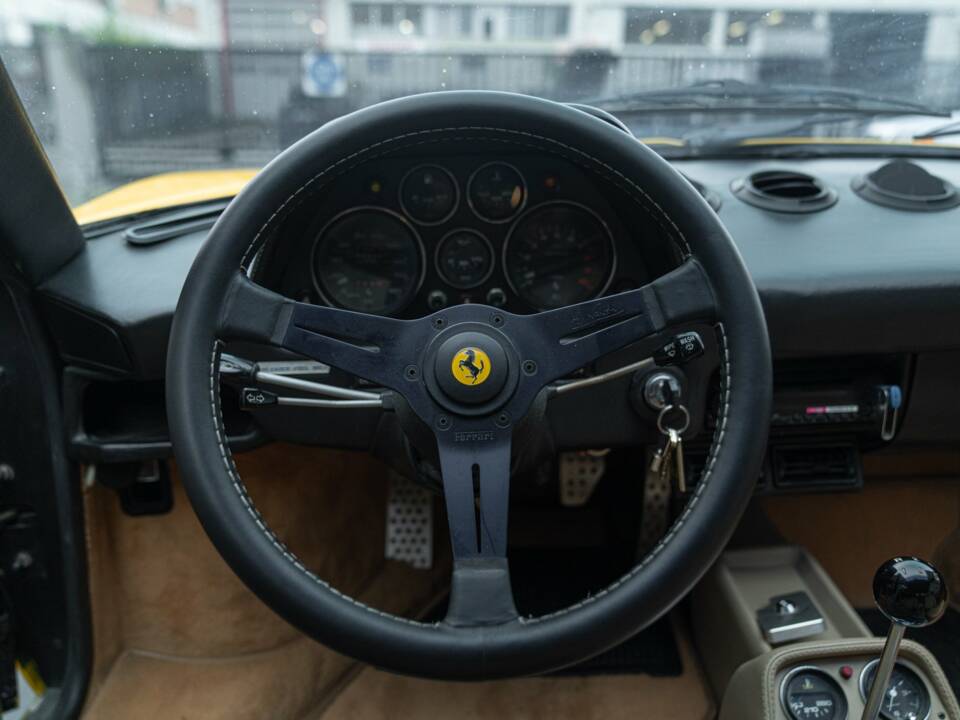 Image 50/50 de Ferrari 308 GTBi (1981)