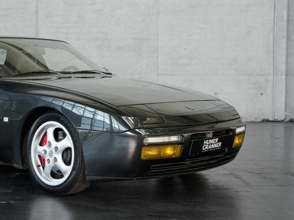 Bild 21/50 von Porsche 944 Turbo (1990)