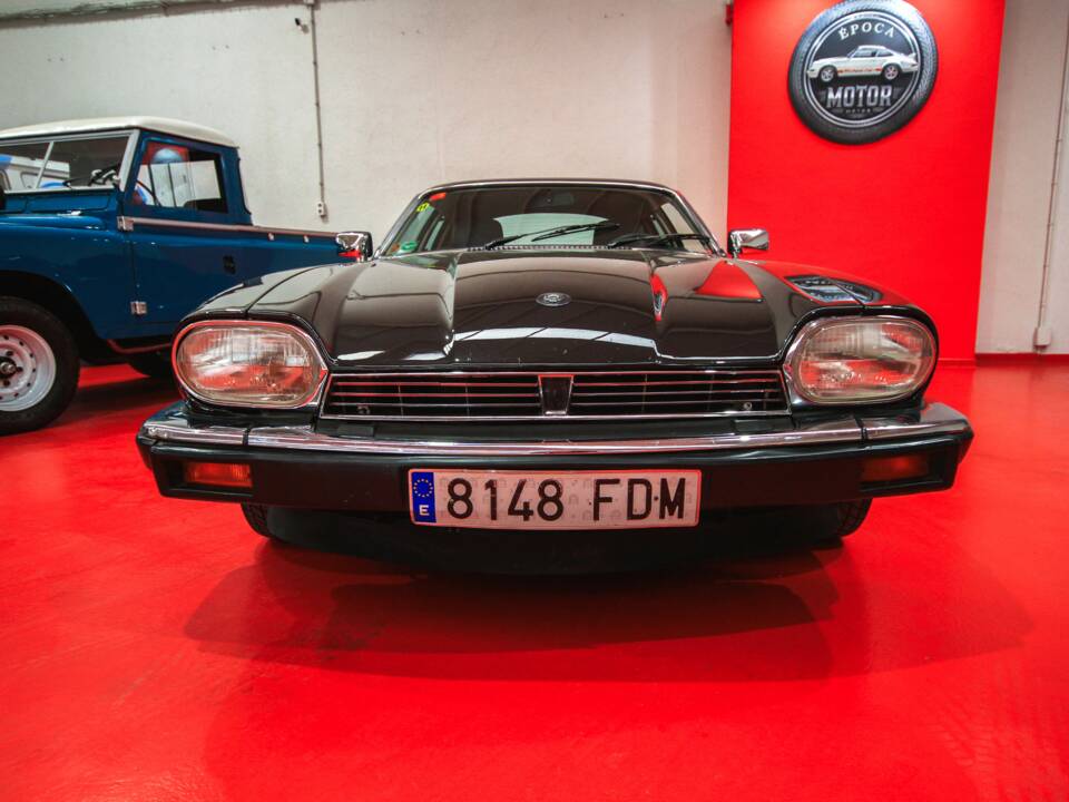 Image 2/16 of Jaguar XJ-S 3.6 (1988)