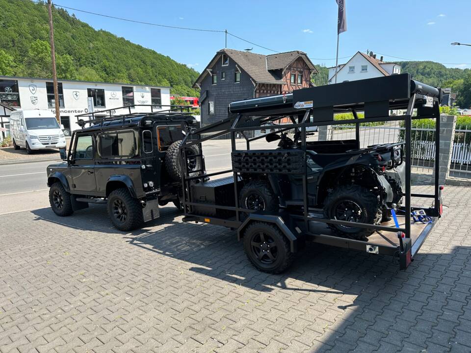 Image 11/30 of Land Rover Defender 90 "Limited" (2005)