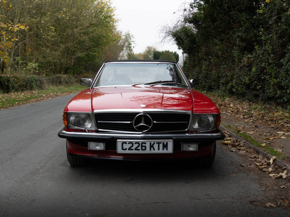 Image 2/16 of Mercedes-Benz 420 SL (1986)