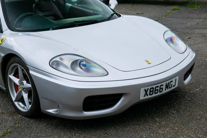 Immagine 8/39 di Ferrari 360 Modena (2001)