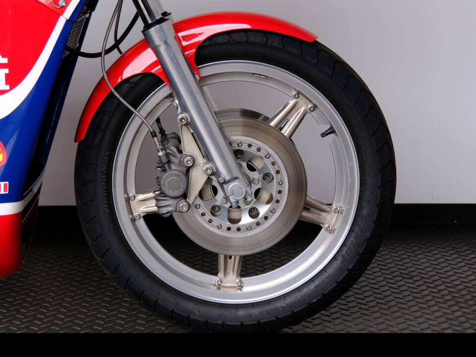 Immagine 2/90 di Rickman Honda CR (1977)
