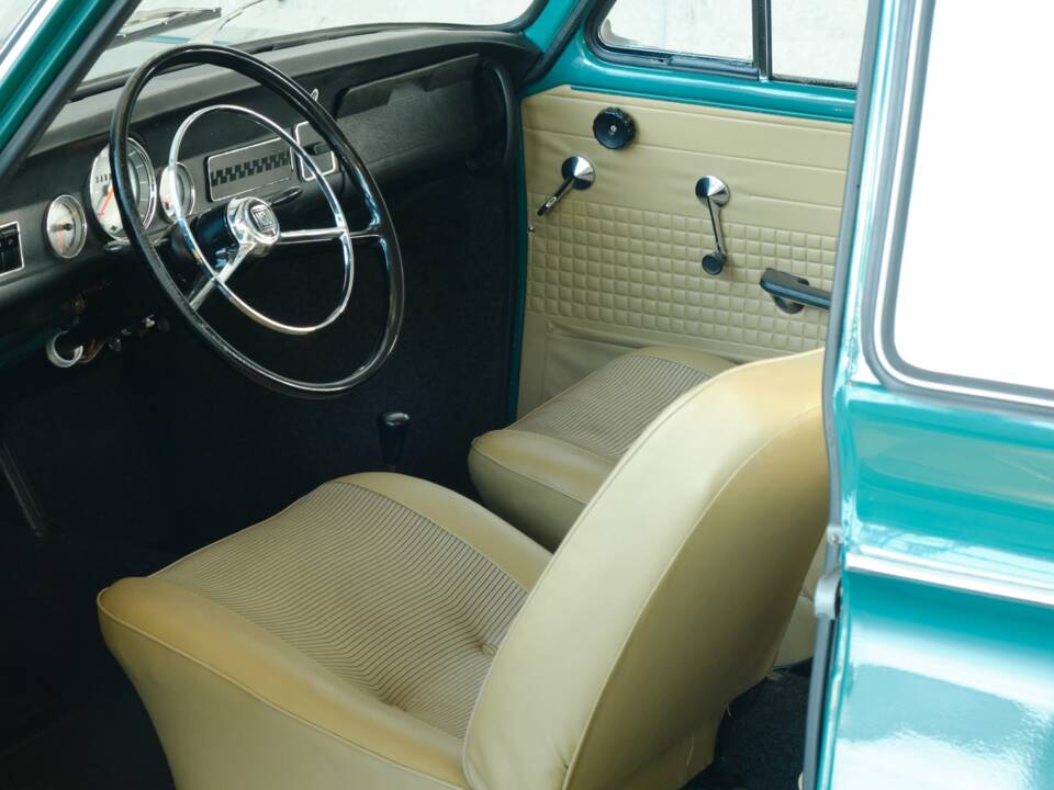 Bild 27/50 von NSU Prinz 4 L (1971)
