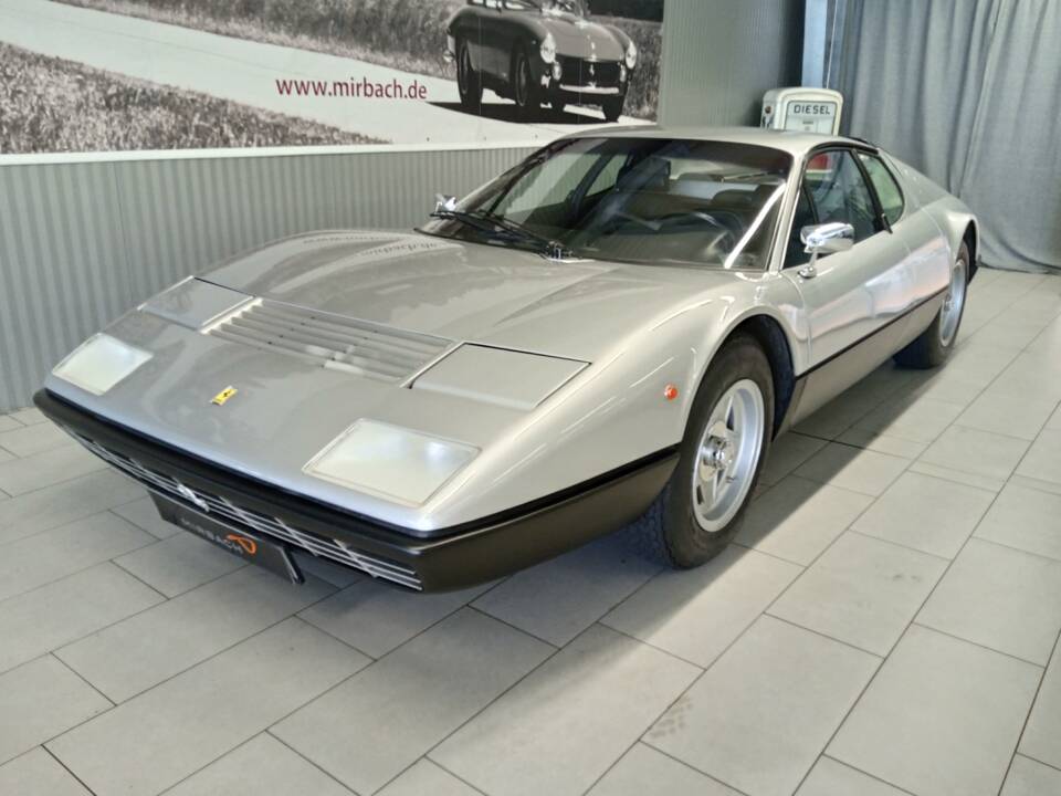 Image 2/15 of Ferrari 365 GT4 BB (1975)