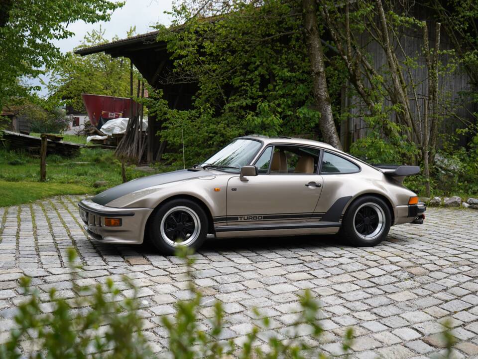 Imagen 12/12 de Porsche 935 dp II (1982)