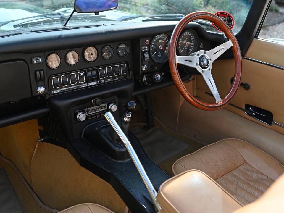Image 22/26 de Jaguar Type E V12 (1973)