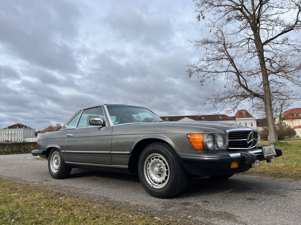 Image 6/96 of Mercedes-Benz 380 SL (1983)