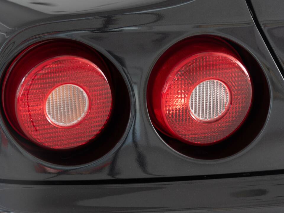Image 26/47 of Ferrari 550 Maranello (1997)