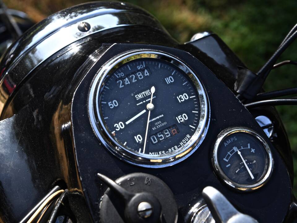 Image 6/10 of Royal Enfield Constellation (1962)
