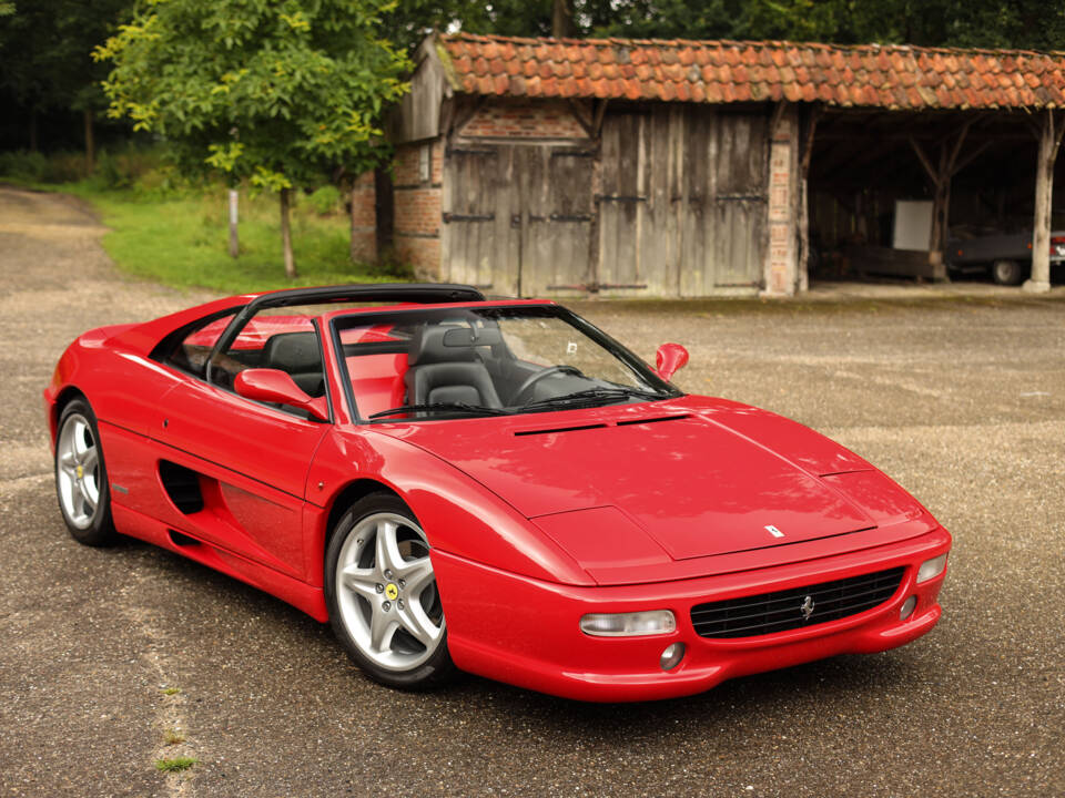Immagine 2/76 di Ferrari F 355 F1 GTS (1997)