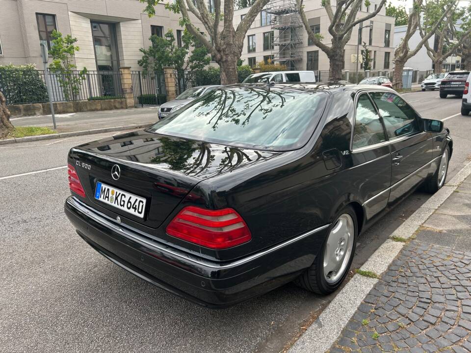 Image 5/27 of Mercedes-Benz CL 600 (1998)