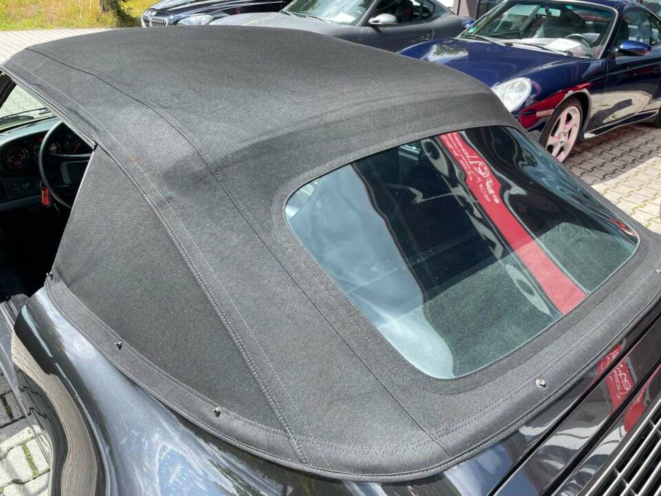 Bild 16/20 von Porsche 911 Carrera 4 (1990)