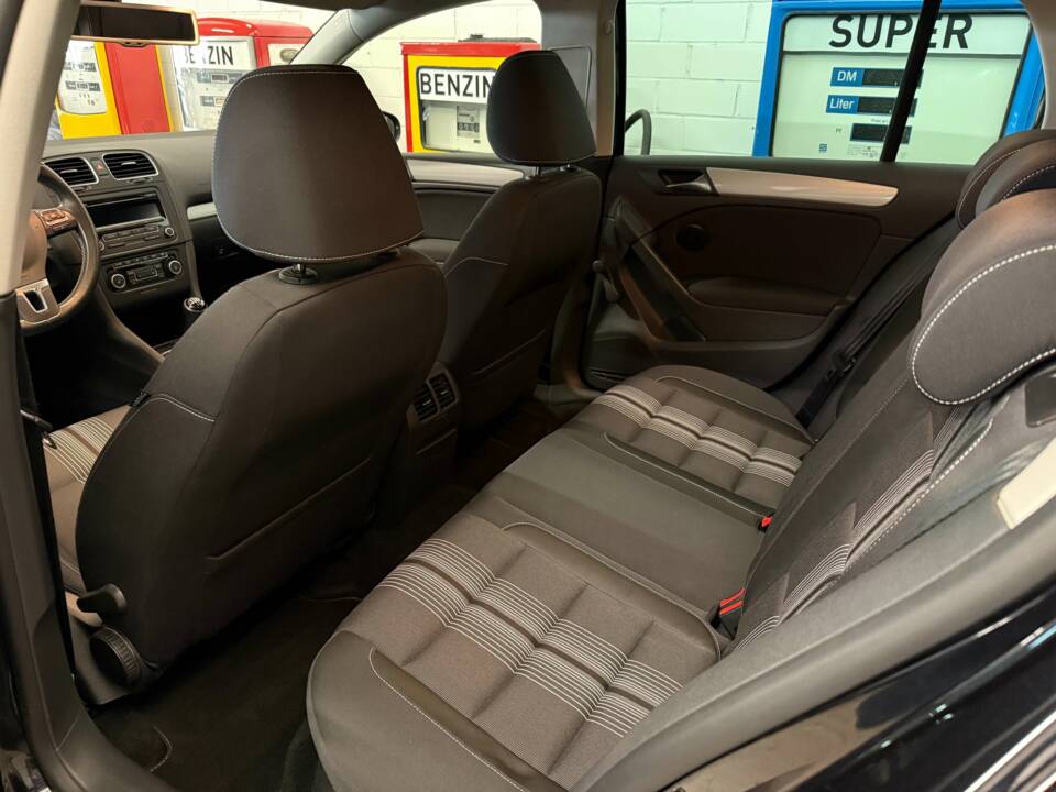 Bild 13/19 von Volkswagen Golf VI 1.2 TSI (2012)