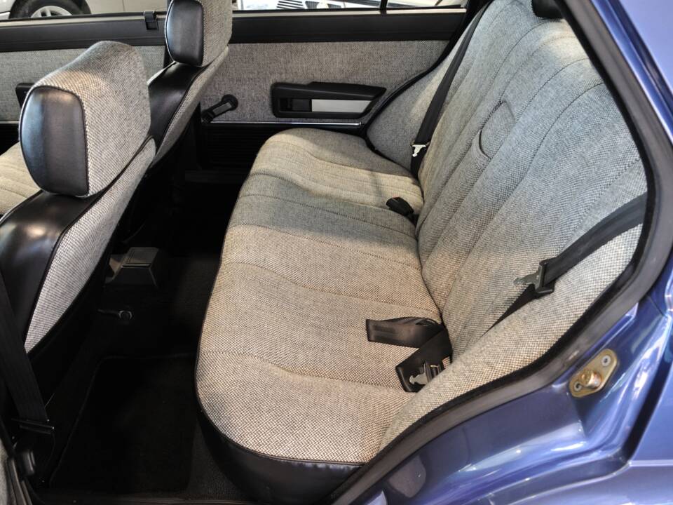 Image 20/29 of Alfa Romeo Giulietta 1.8 (1983)