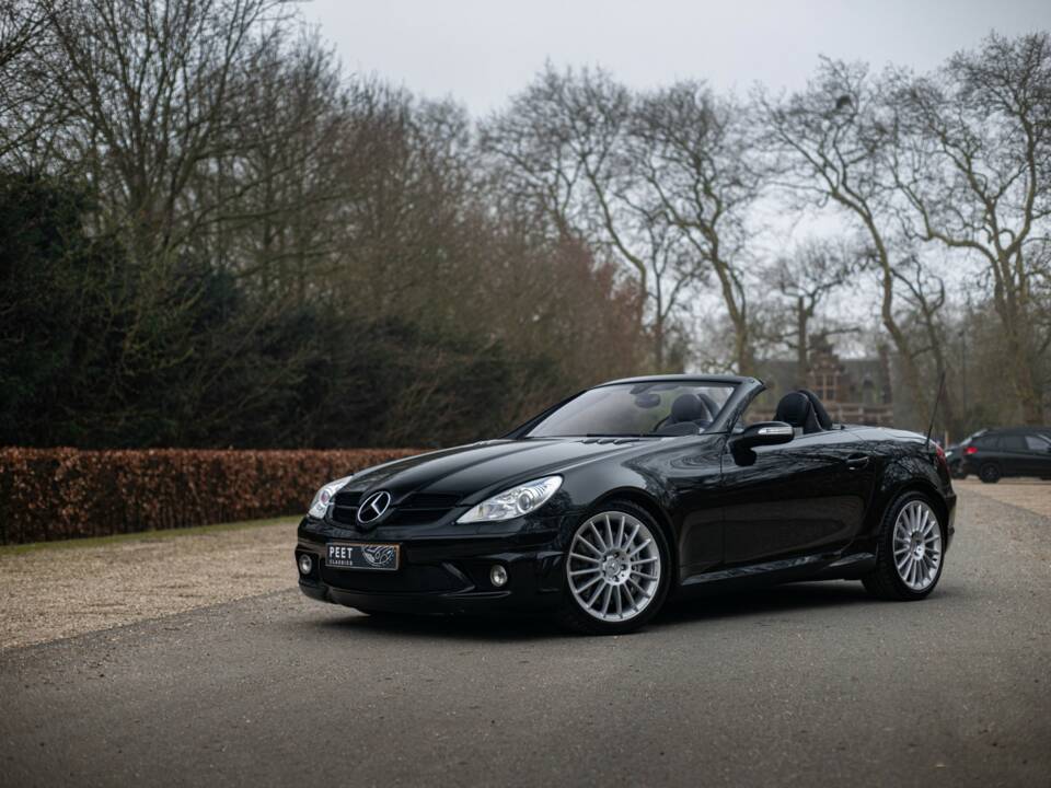 Immagine 5/38 di Mercedes-Benz SLK 55 AMG (2007)