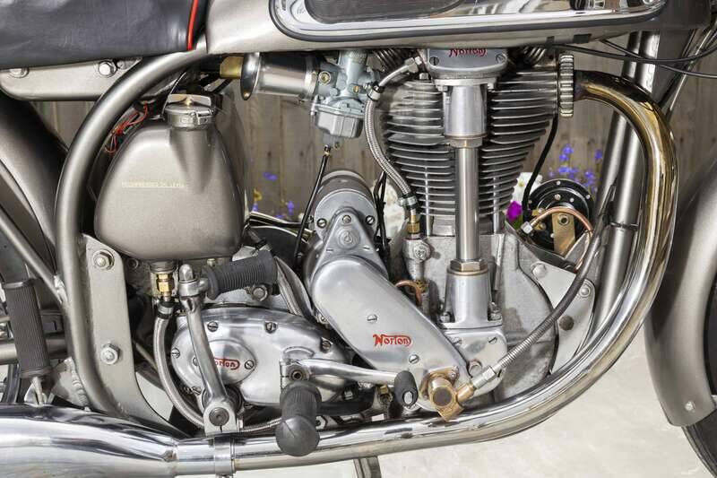 Image 30/40 of Norton Model 30 International (1957)