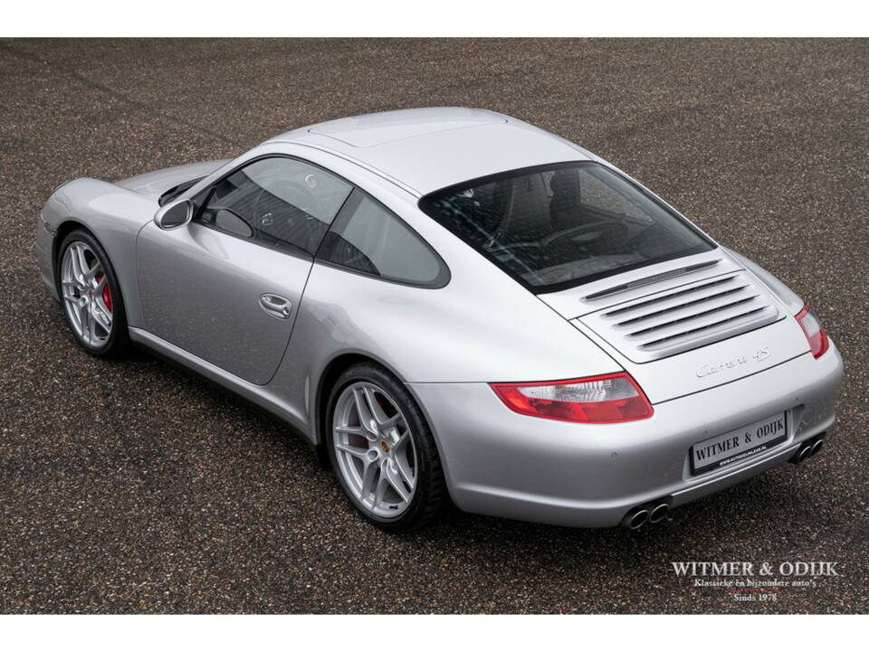 Immagine 9/29 di Porsche 911 Carrera 4S (2007)