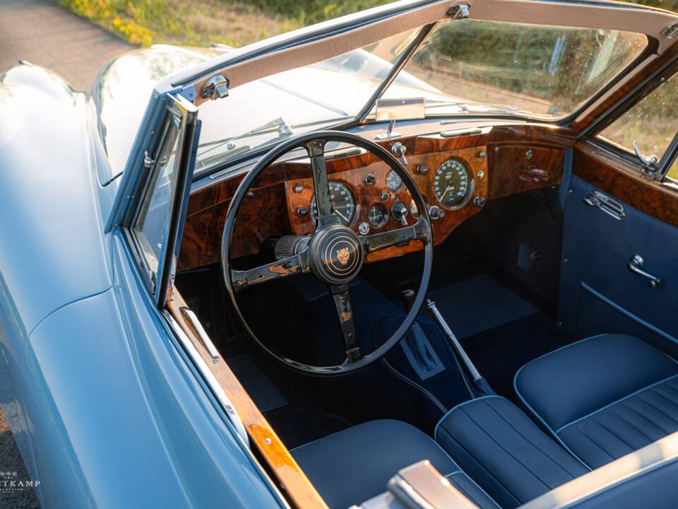 Imagen 15/22 de Jaguar XK 140 SE DHC (1955)
