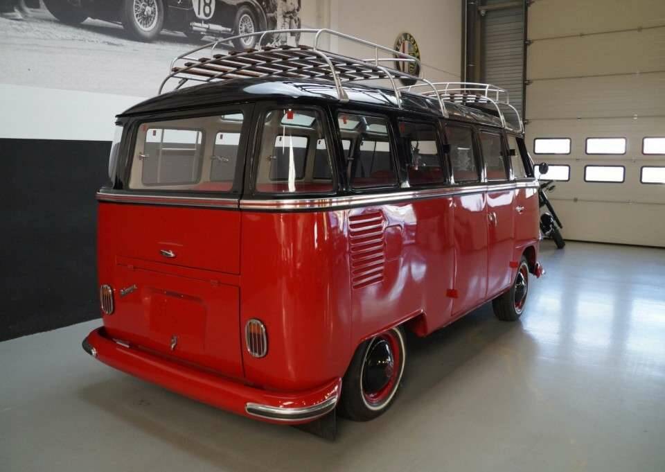 Image 35/50 of Volkswagen T1 Brasil &quot;Samba&quot; (1975)