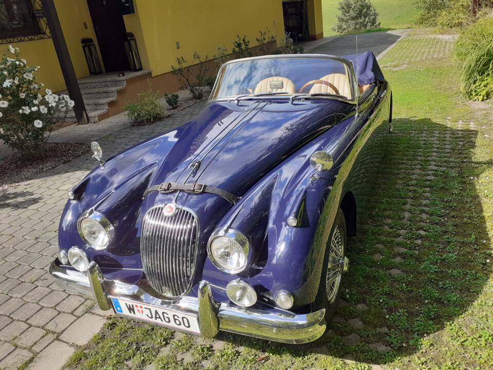 Image 33/64 of Jaguar XK 150 3.8 SE DHC (1960)