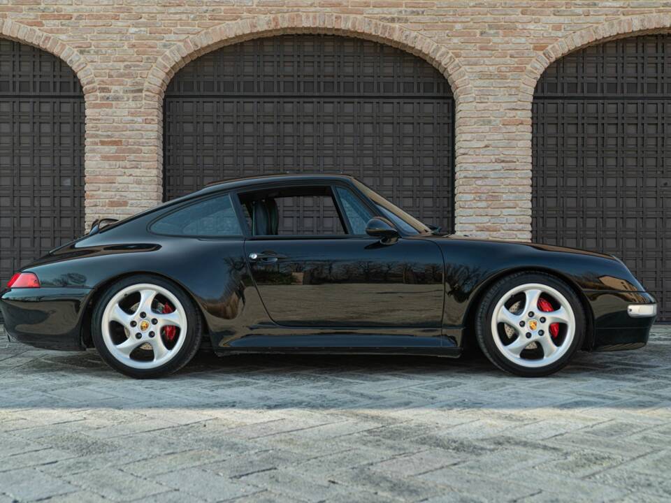 Image 10/50 of Porsche 911 Carrera (1996)