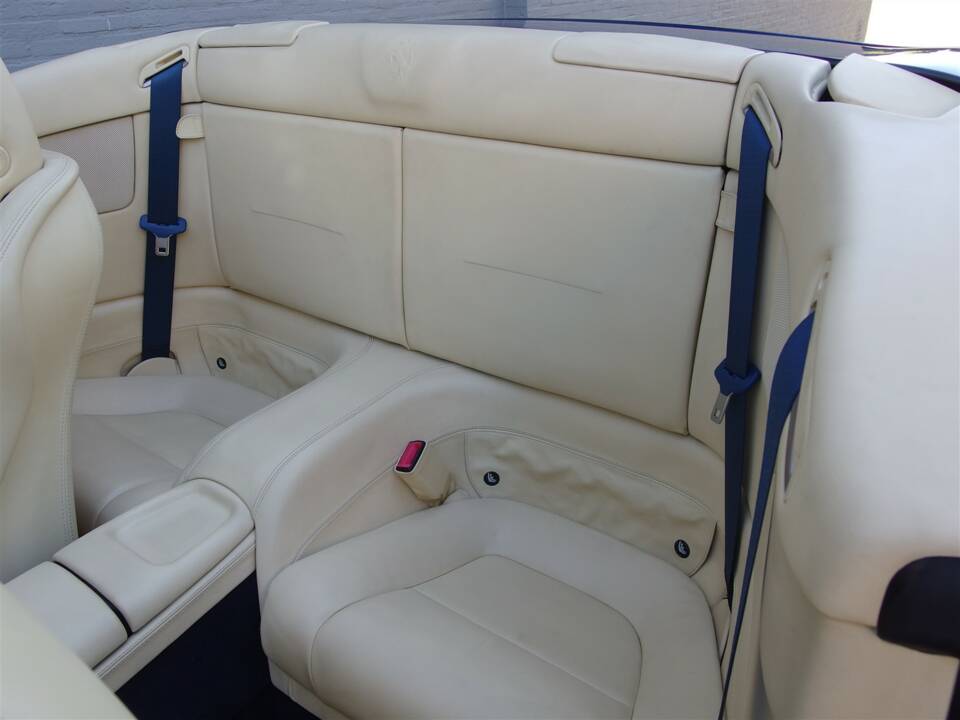Bild 74/99 von Ferrari California (2009)
