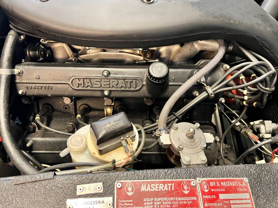 Image 19/59 de Maserati Indy 4200 (1970)