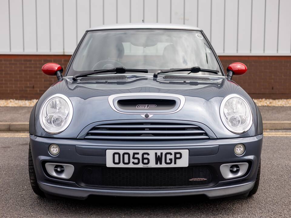 Image 17/50 of Mini Cooper S JCW GP (2006)