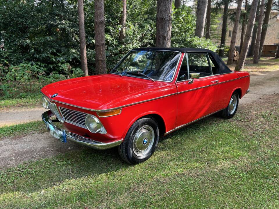 Image 1/142 of BMW 1600 Convertible (1970)