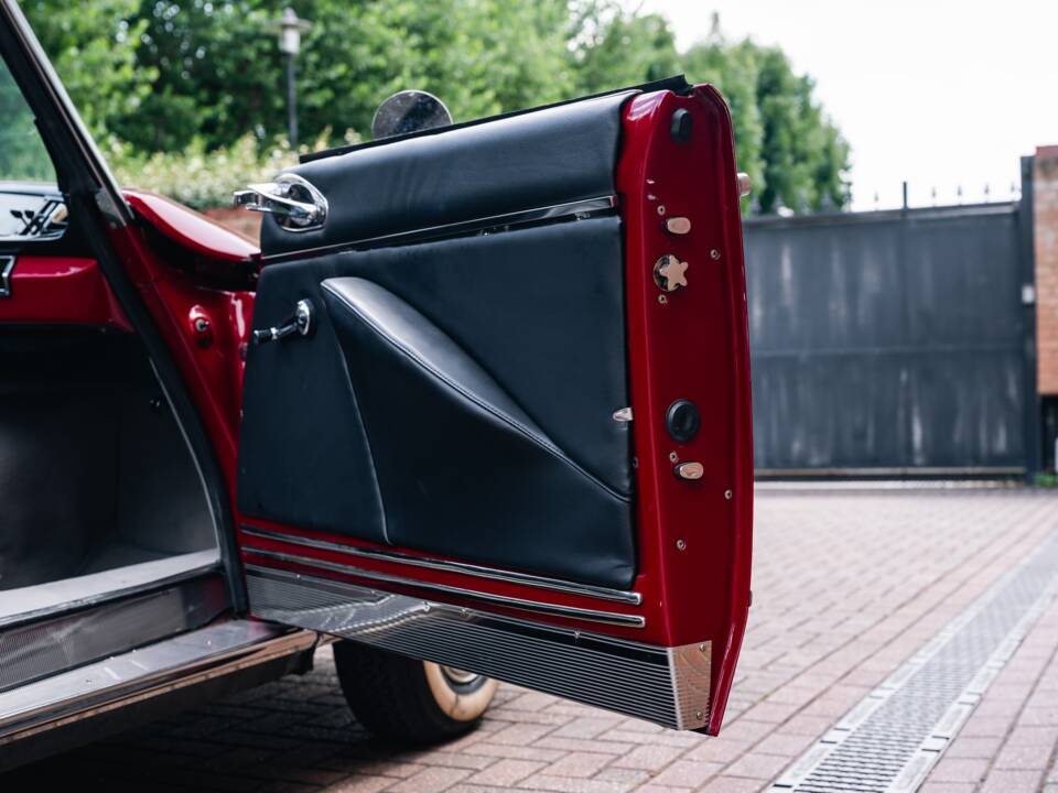 Image 35/50 de Citroën DS 21 (1969)