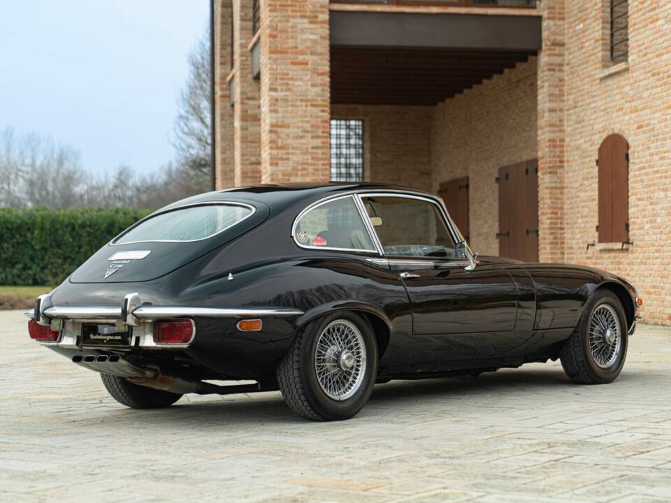 Imagen 7/50 de Jaguar E-Type V12 (2+2) (1971)