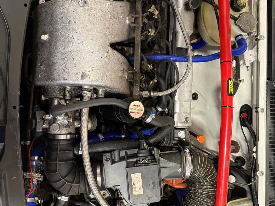 Image 15/18 of Peugeot 205 GTi 1.6 (1985)