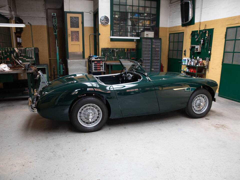 Image 13/25 of Austin-Healey 100/4 (BN2) (1956)