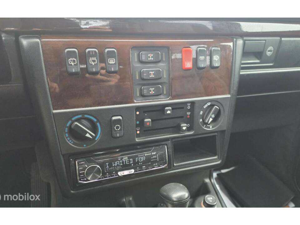 Afbeelding 24/50 van Mercedes-Benz G 320 (SWB) (1997)
