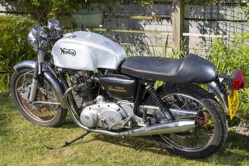 Image 5/26 of Norton Commando 920 (1976)