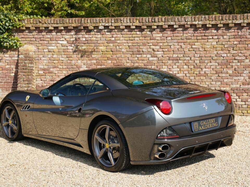 Bild 12/50 von Ferrari California (2010)