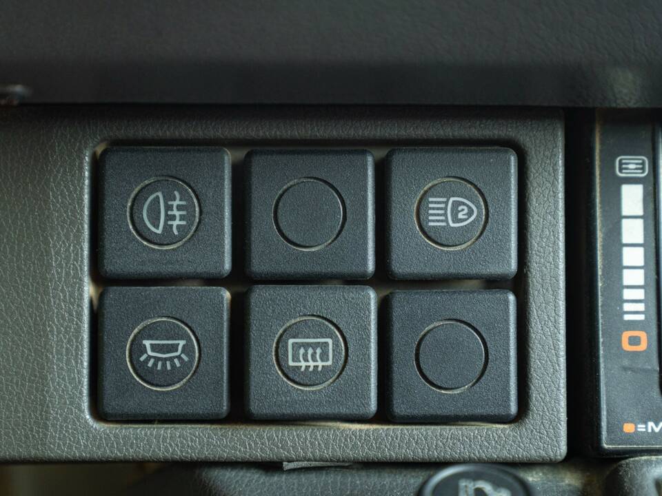 Afbeelding 38/50 van Land Rover Range Rover Classic CSK (1991)