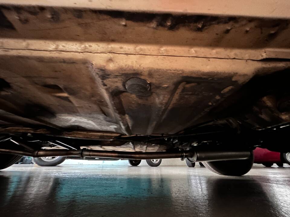 Image 23/35 of Opel GT 1900 (1970)