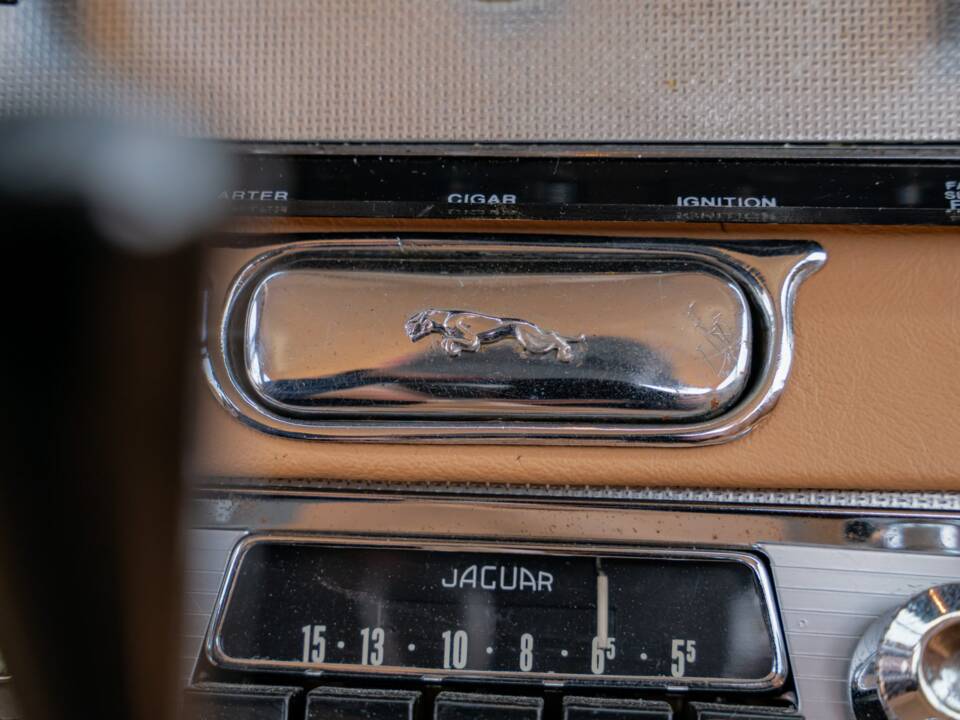 Immagine 26/38 di Jaguar E-Type 3.8 (1962)
