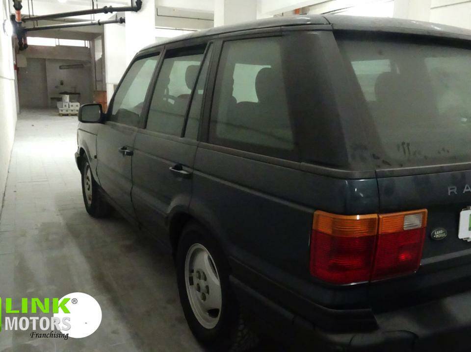 Imagen 12/37 de Land Rover Range Rover 2.5 DT (1997)