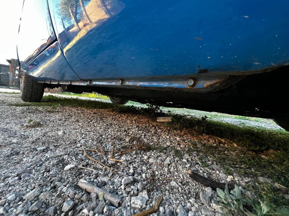 Image 48/50 of MG MGB GT (1972)