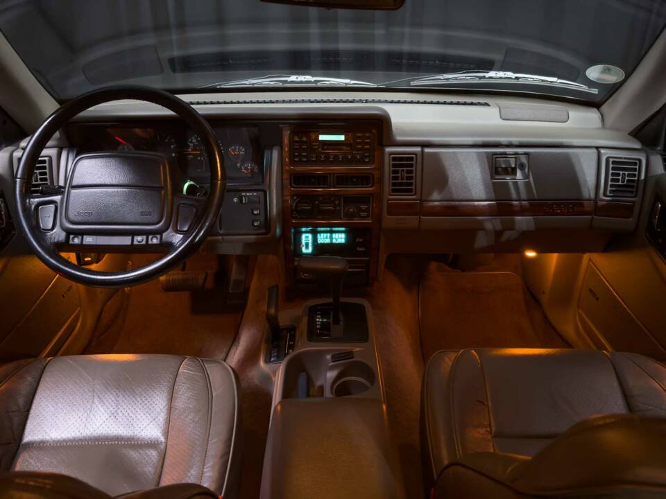 Imagen 26/72 de Jeep Grand Cherokee 4.0 Limited (1995)